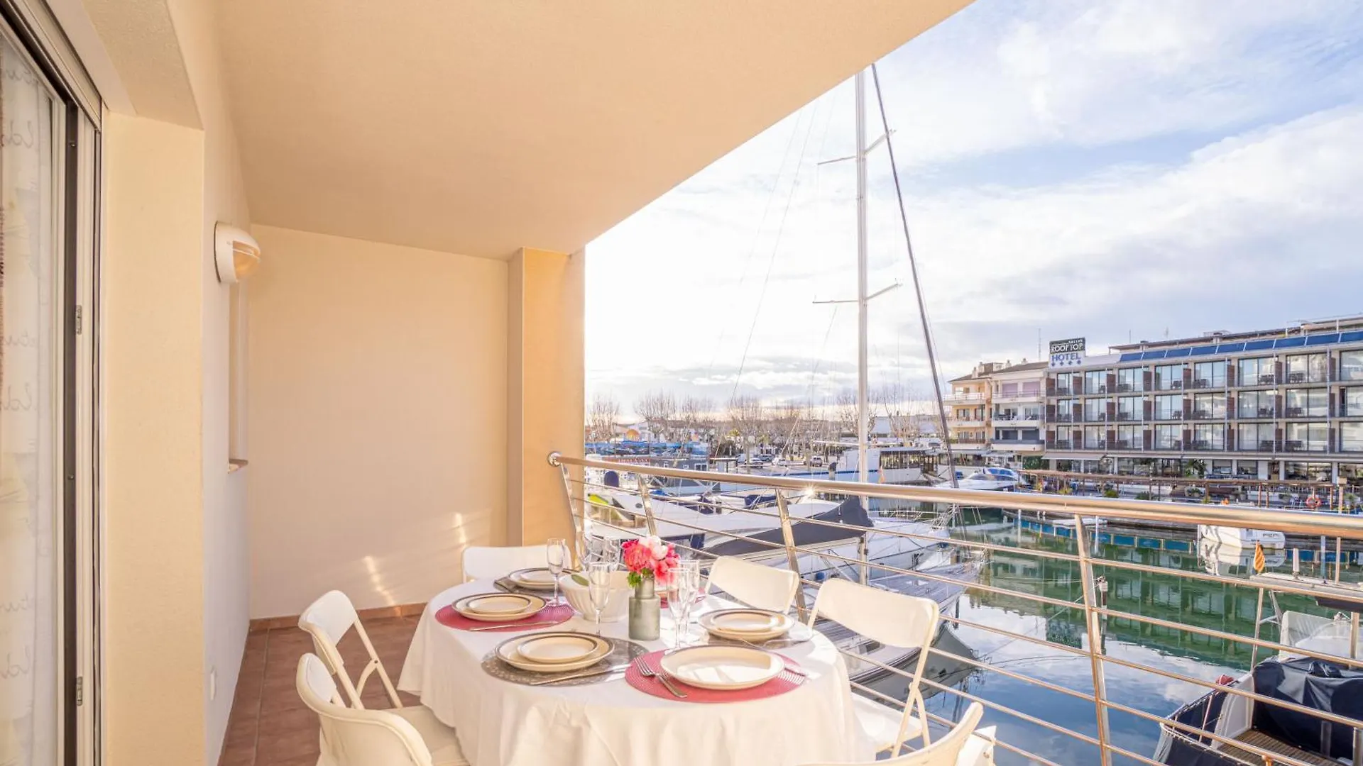 Apart-Rent Apartment Port Salins 0163 Empuriabrava 0*,