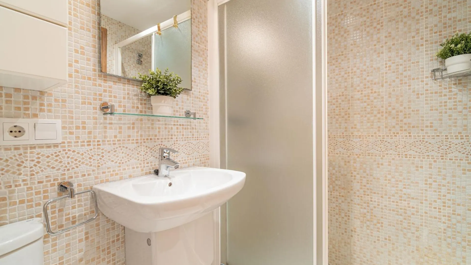 Apart-Rent Apartment Port Salins 0163 Empuriabrava Spain